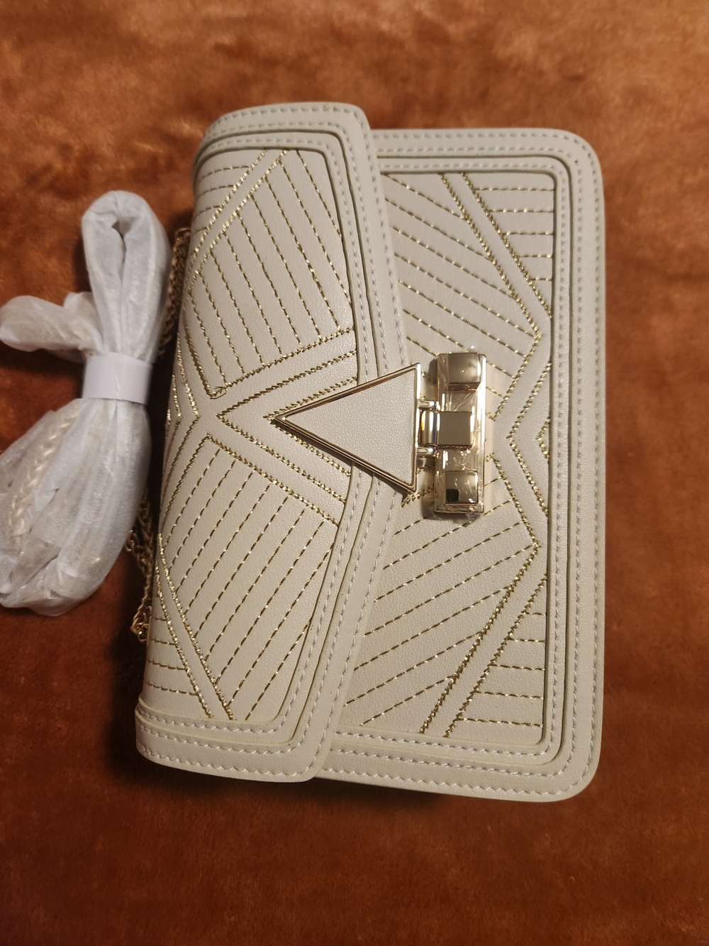 Cream Chain Crossbody Bag With Gold Stitching